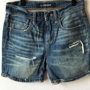 𝅺LANDS’ End Size 0 Distressed Shorts
